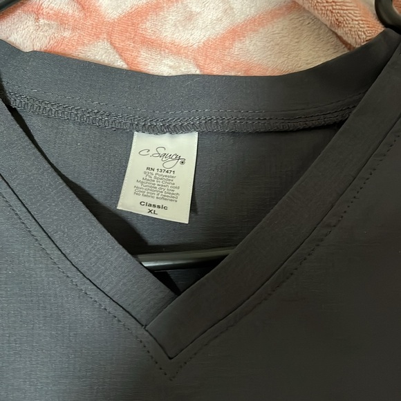 Scrub Top - Picture 2 of 4